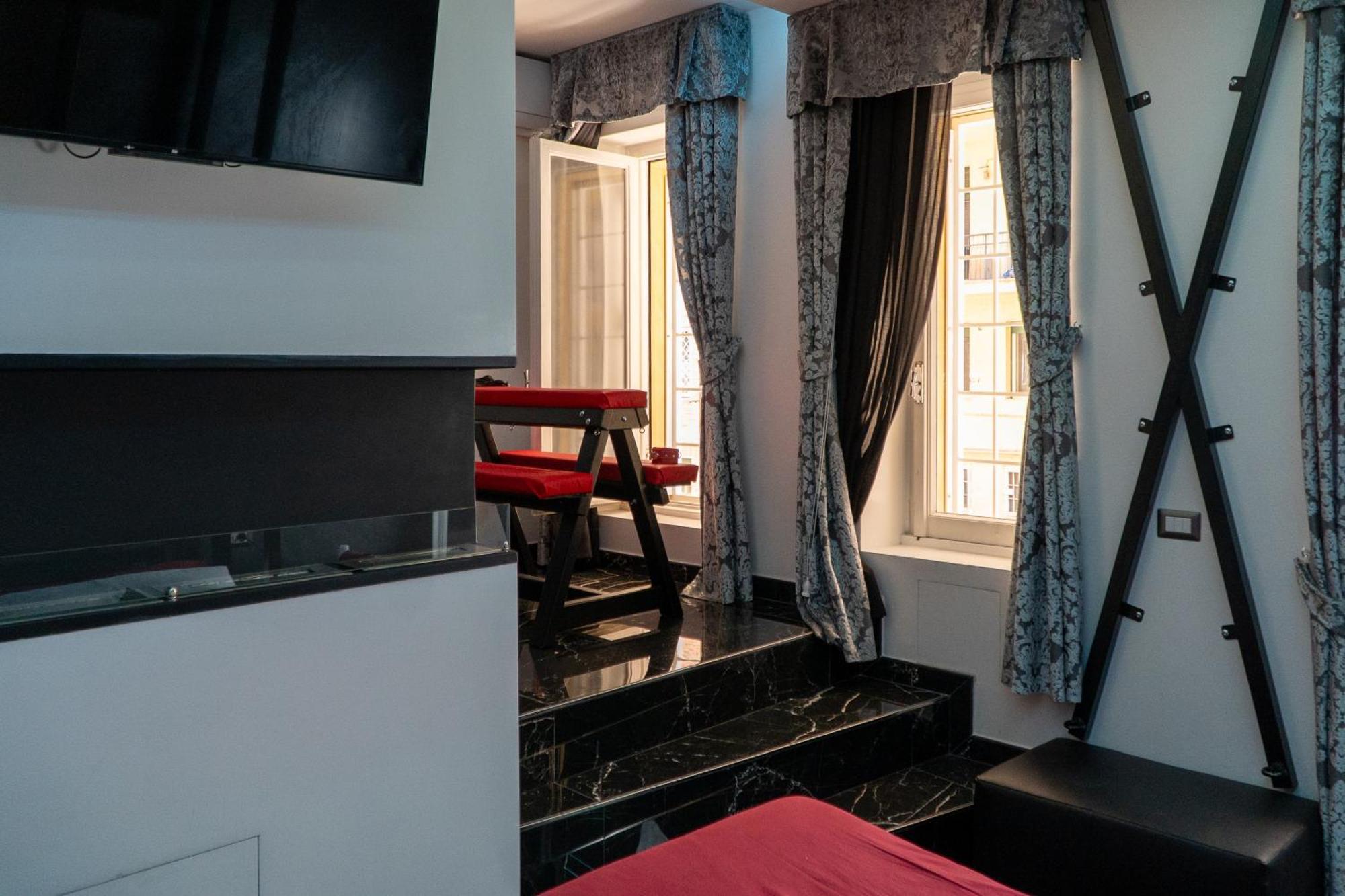 Suite Luxury Bdsm 罗马 外观 照片