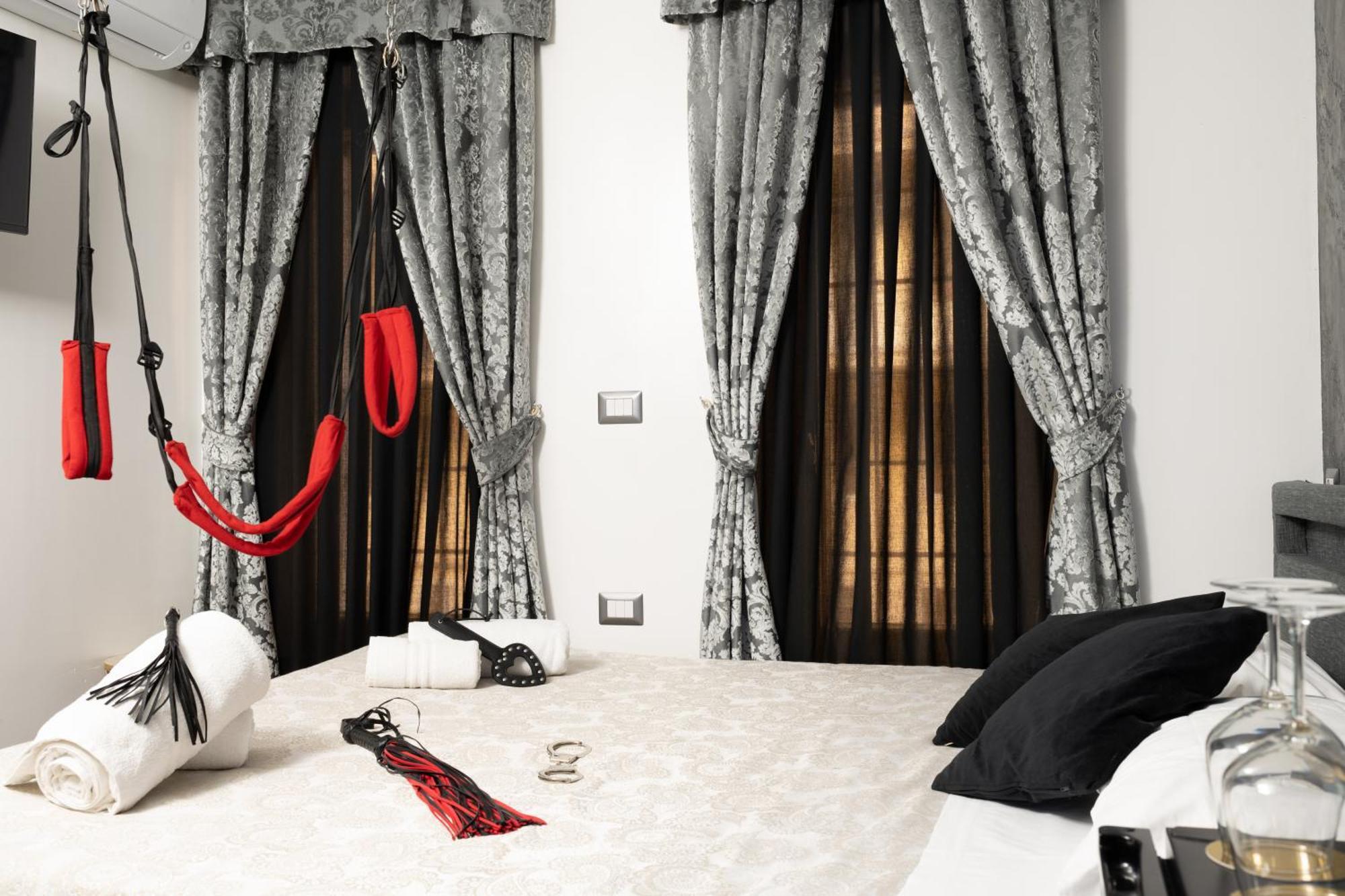 Suite Luxury Bdsm 罗马 外观 照片